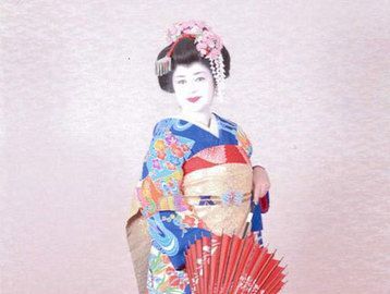 I dressed as a Maiko- it was so fun!